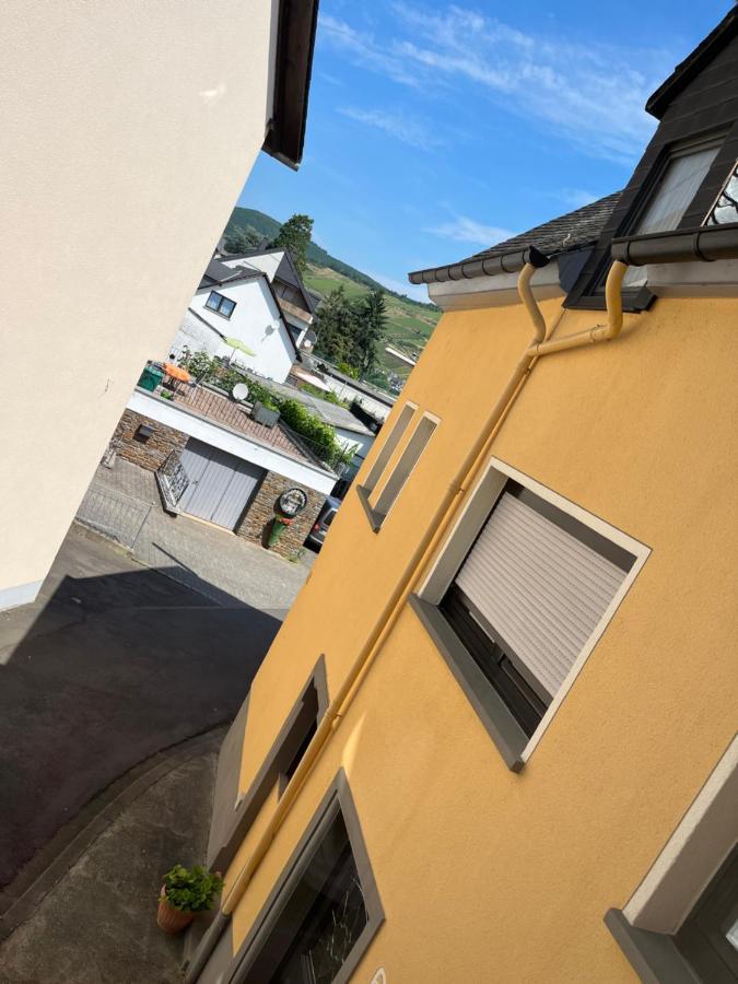 Ferienhaus Ankerpunkt Zell an der Mosel Exterior photo