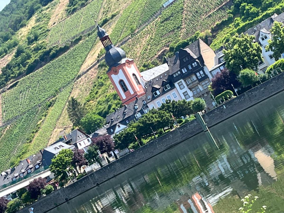 Ferienhaus Ankerpunkt Zell an der Mosel Exterior photo